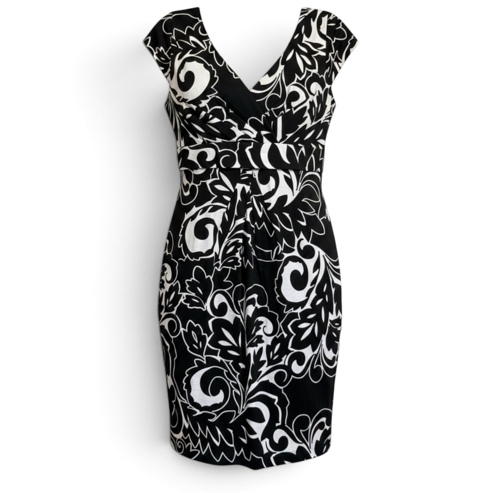 Rabbit Rabbit Rabbit Design Black White Floral VNeck Cutout Back Sheath Dress 12